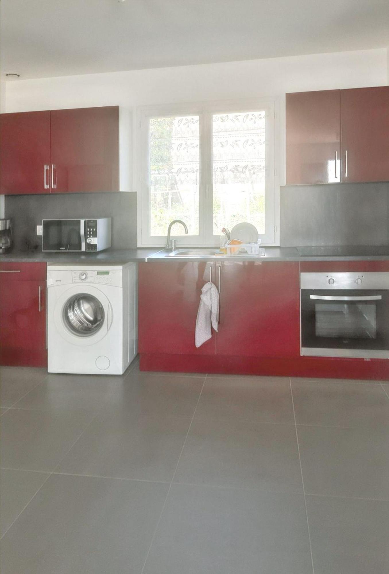 Maison Chaleureuse A Sully Avec Vue Sur La Montagne מראה חיצוני תמונה